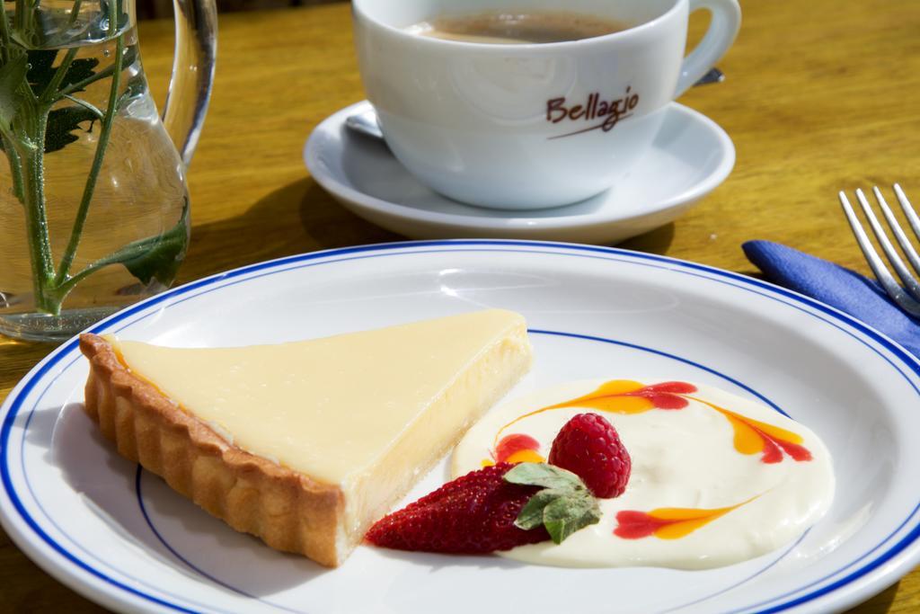 The Rose Garden Bed & Breakfast And Cafe 肯梅尔 外观 照片